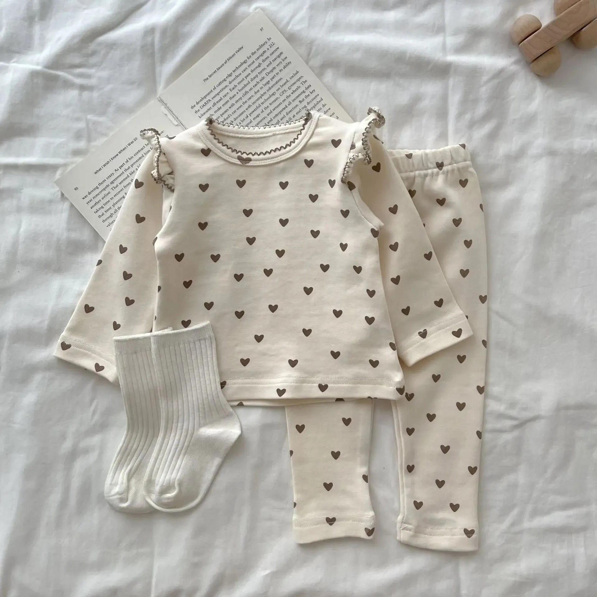 Heart Fly Sleeve Tops & Pants Set