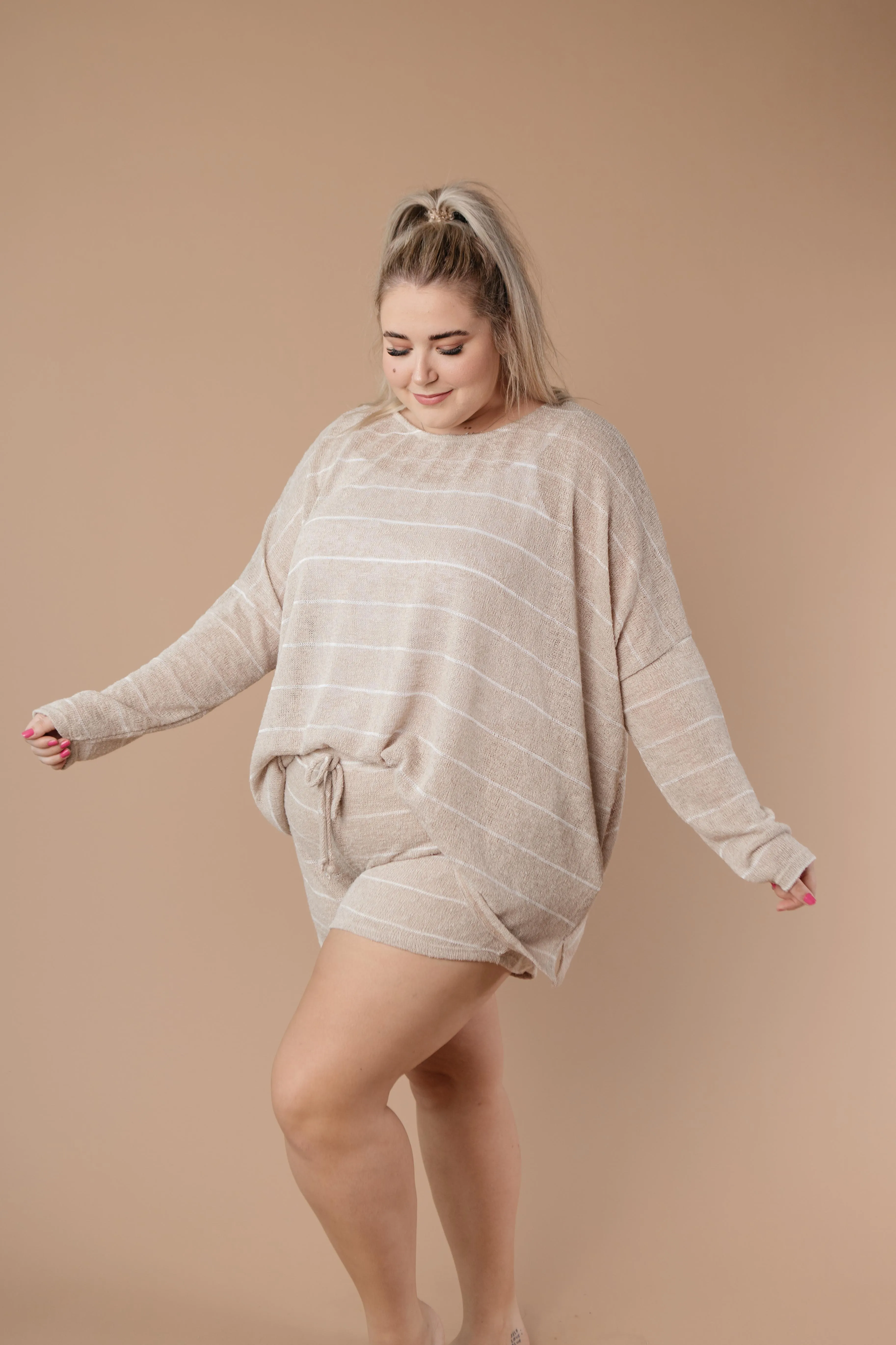 Lightweight Striped Pullover In Taupe - On Hand