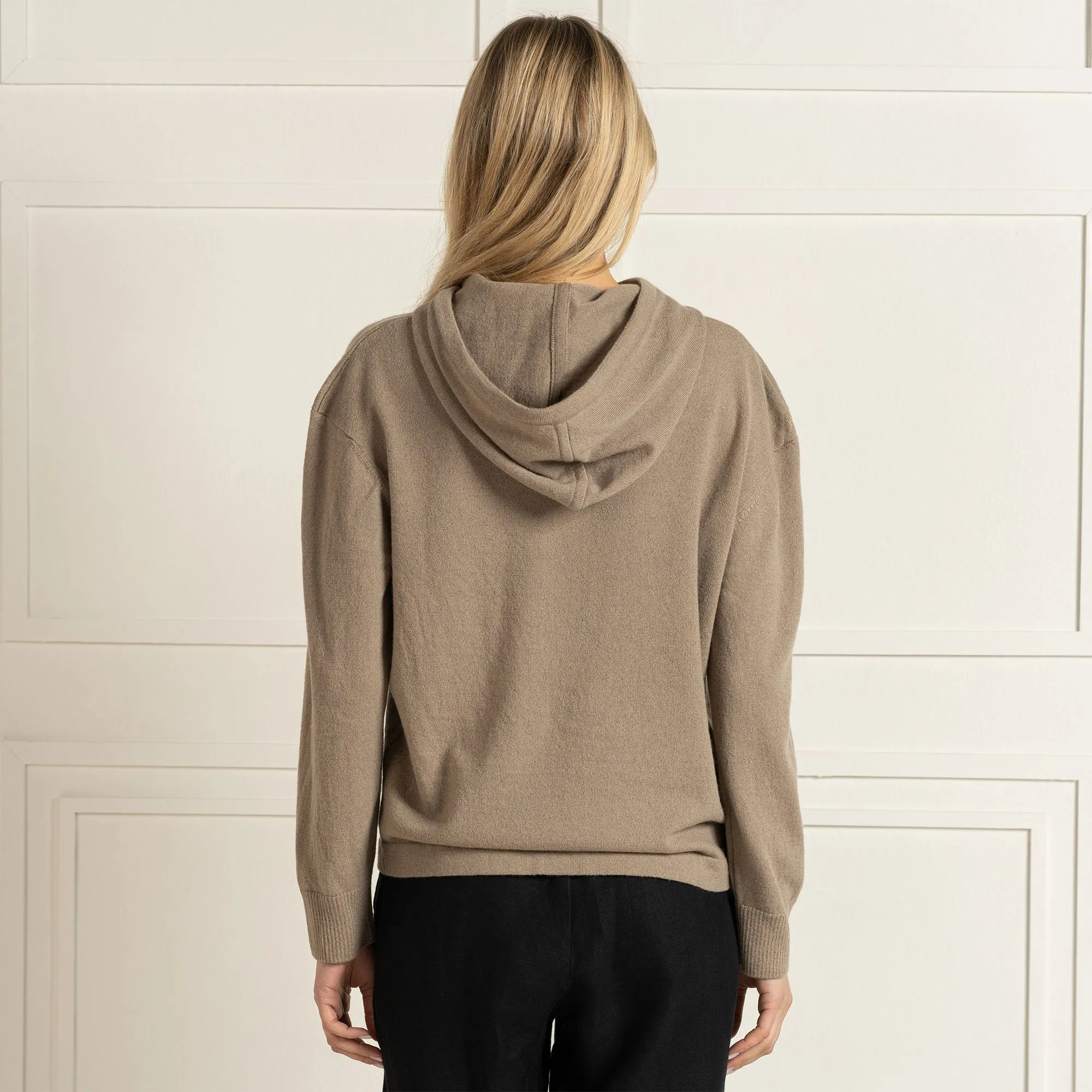 MENIQUE Women's Cashmere Blend Hoodie Vilnius Beige