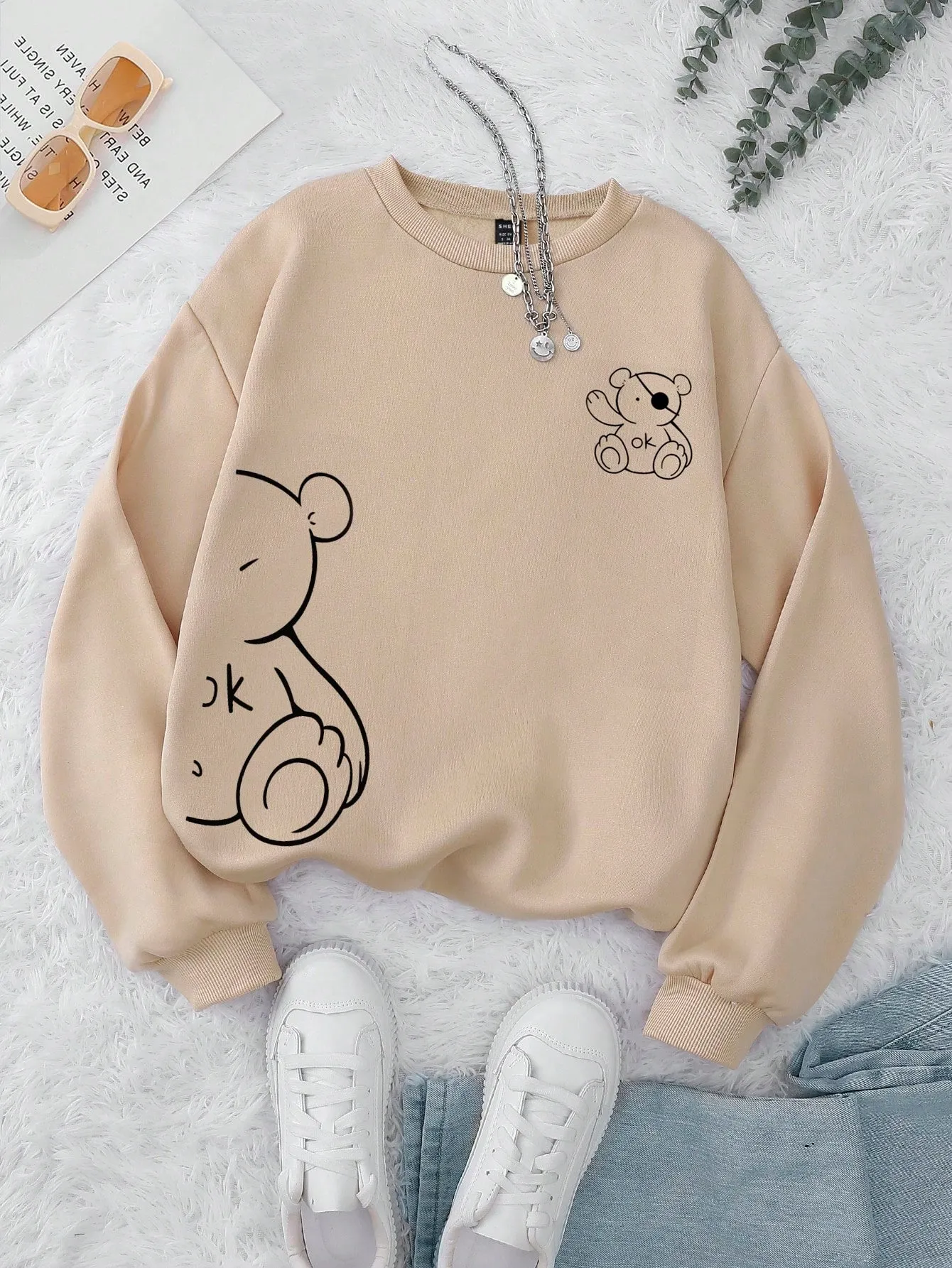 SHEIN EZwear Bear & Letter Graphic Thermal Lined Sweatshirt