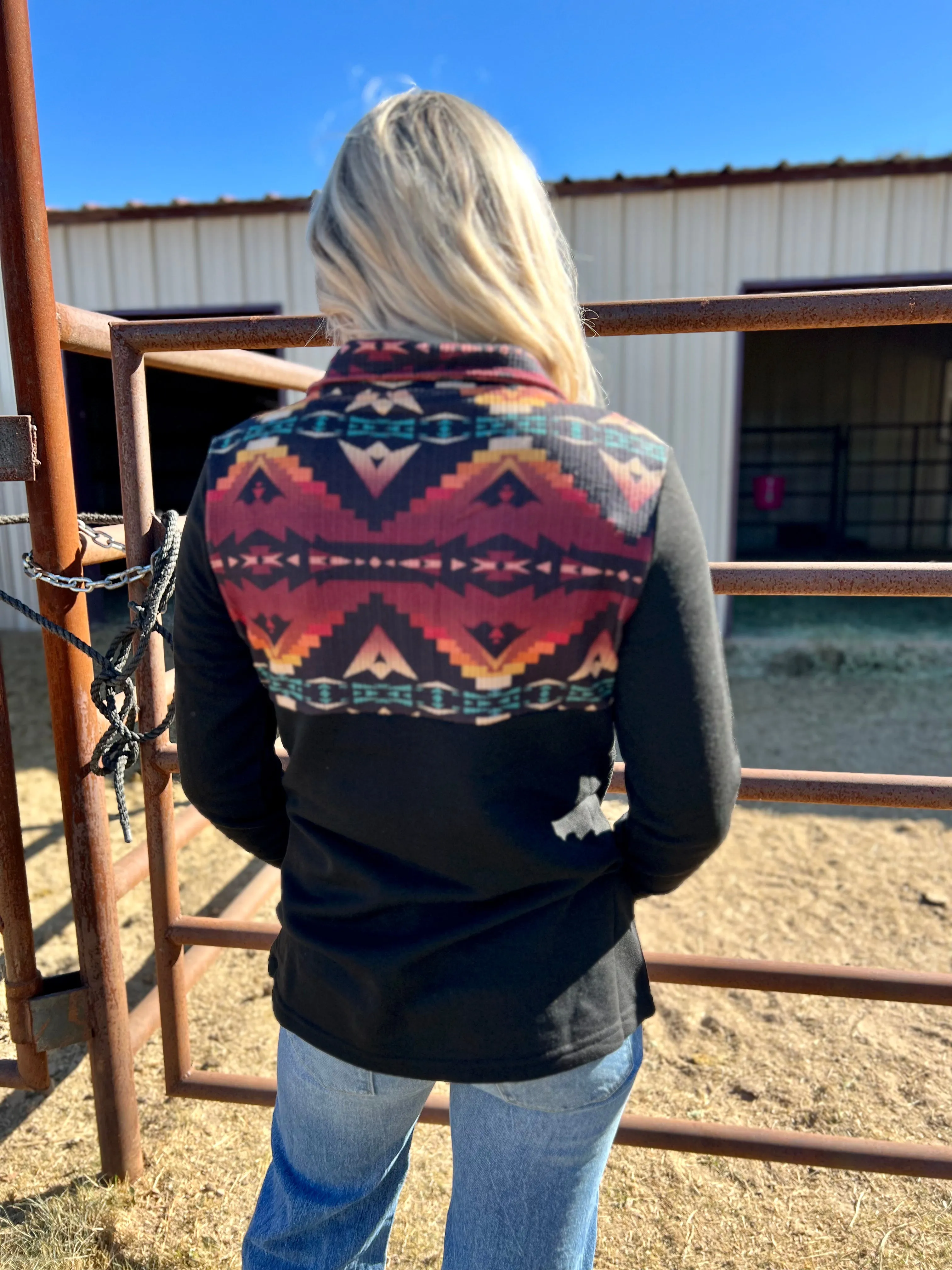 The Colors Of The Southwest Pullover*